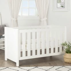 Furniture Cuddleco Aylesbury 2pc Nursery Set - 3 Drawer Dresser/Changer & Cot Bed