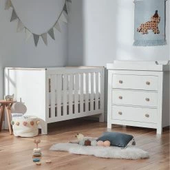 Furniture Cuddleco Aylesbury 2pc Nursery Set - 3 Drawer Dresser/Changer & Cot Bed