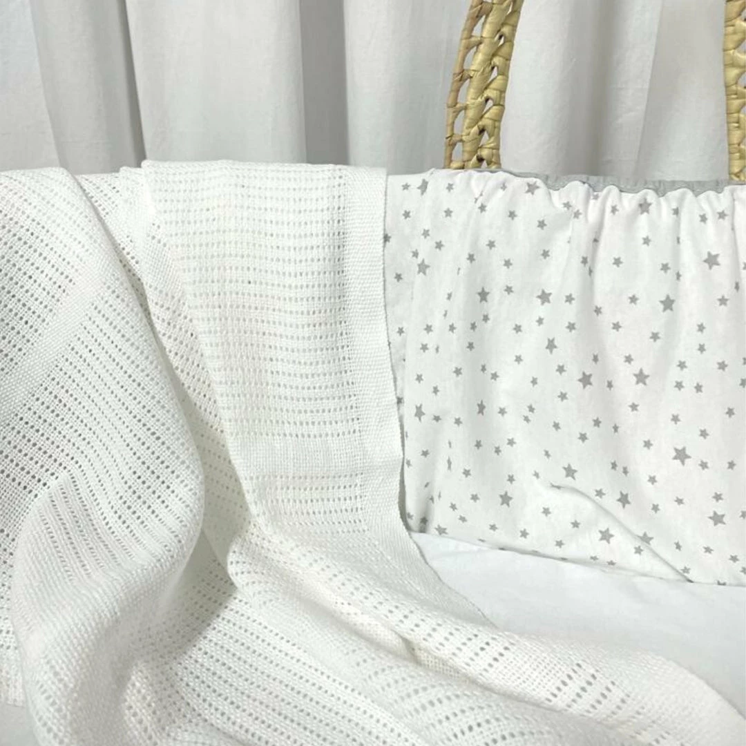 Clair De Lune Moses Baskets & Stands Special Buy - Essentials Moses Basket Bundle