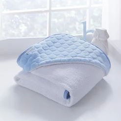Clair De Lune Bathing & Feeding Marshmallow Hooded Towel
