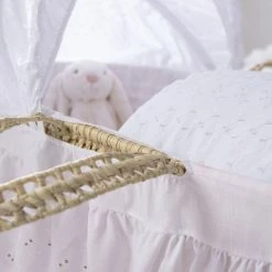 Clair De Lune Moses Baskets & Stands Broderie Anglaise Palm Moses Basket