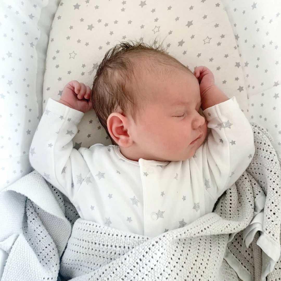 Clair De Lune Moses Baskets & Stands Special Buy - Essentials Moses Basket Bundle